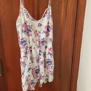H&M floral romper with pockets